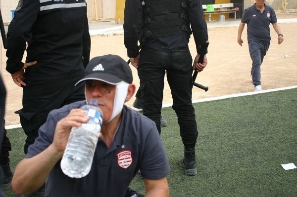  من إصابة المدرب المساعد للإفريقي