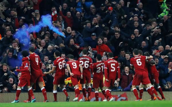 لاعبو ليفربول