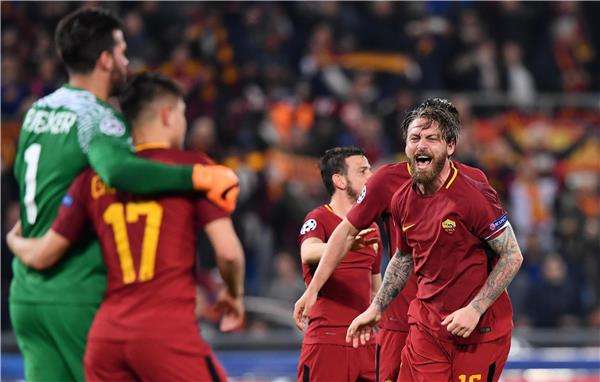 فرحة لاعبي روما