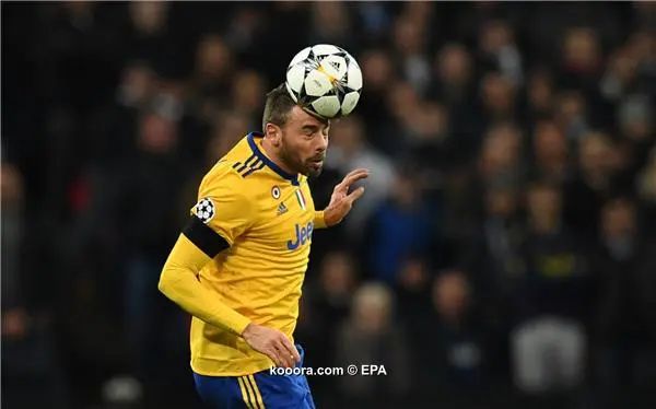 ?i=epa%2fsoccer%2f2018-03%2f2018-03-07%2f2018-03-07-06587706_epa