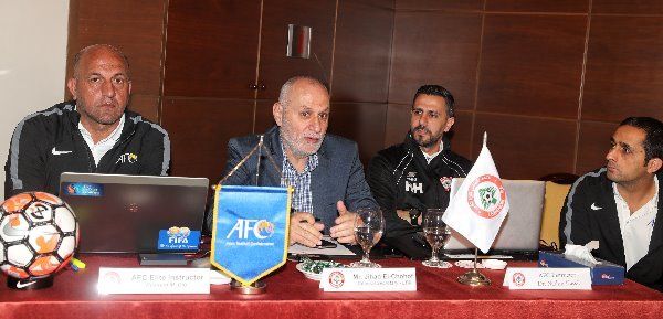 جانب من الدورة