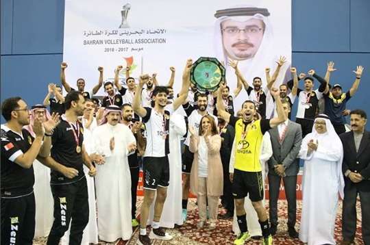 جانب من تتويج الأهلي