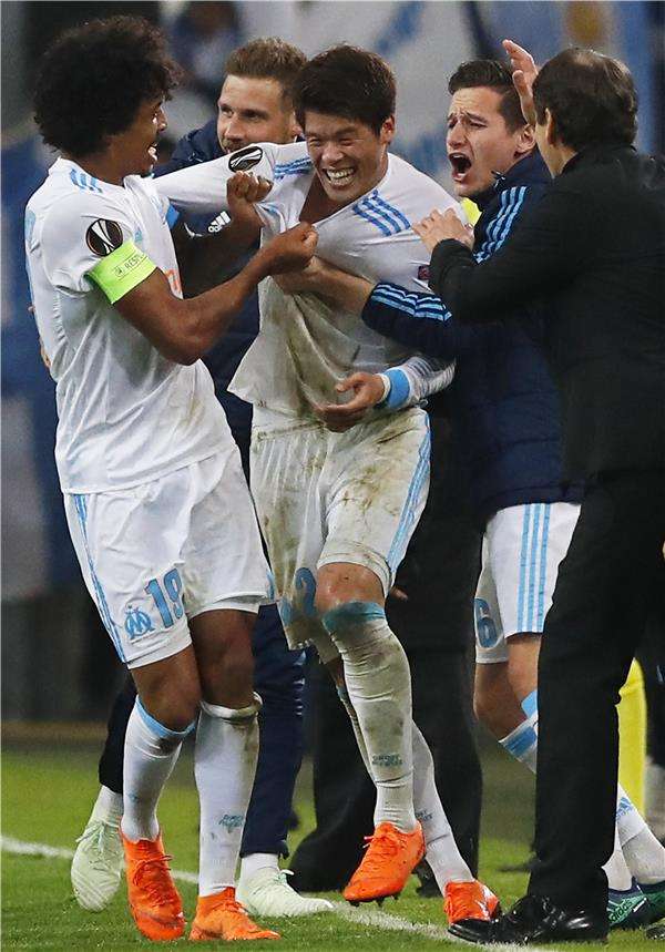 لاعبو أولمبيك مارسيليا 