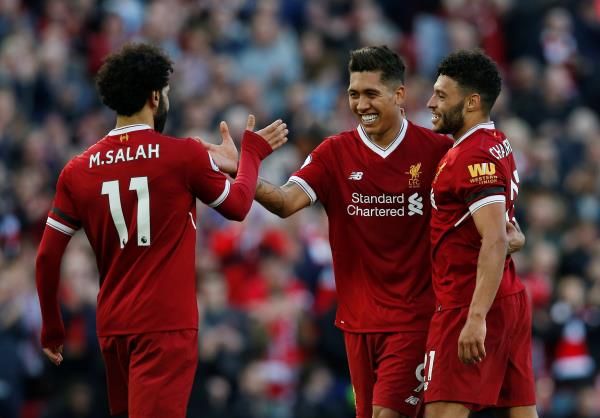  لاعبو ليفربول يحتفلون
