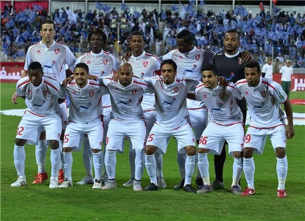 لاعبو الوحدة 