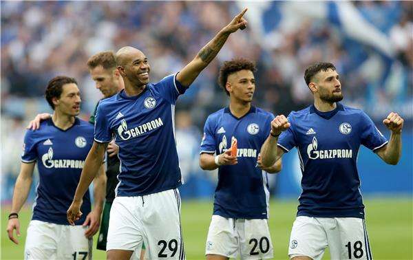 لاعبو شالكه 