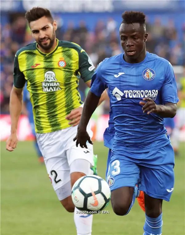 ?i=epa%2fsoccer%2f2018-04%2f2018-04-15%2f2018-04-15-06671677_epa