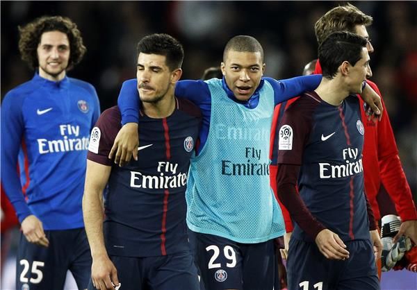 لاعبو باريس سان جيرمان