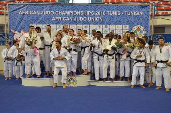 من تتويج تونس ببطولة إفريقيا للمختلط 