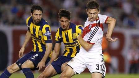 جانب من لقاء ريفر بليت