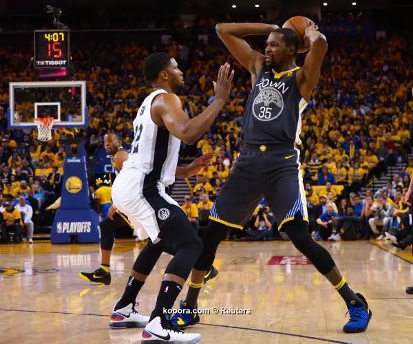 ?i=reuters%2f2018-04-17%2f2018-04-17t044550z_72645342_nocid_rtrmadp_3_nba-playoffs-san-antonio-spurs-at-golden-state-warriors_reuters