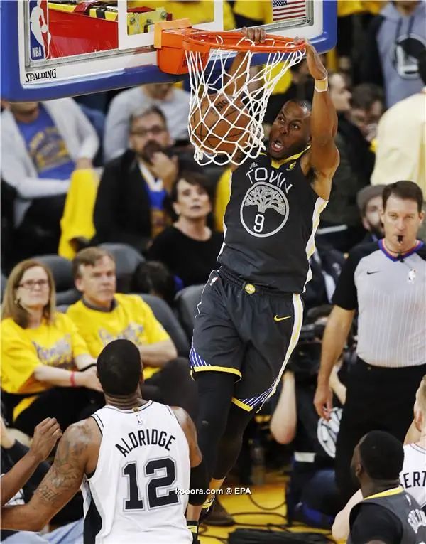 ?i=epa%2fbasketball%2f2018-04%2f2018-04-17-06674046_epa