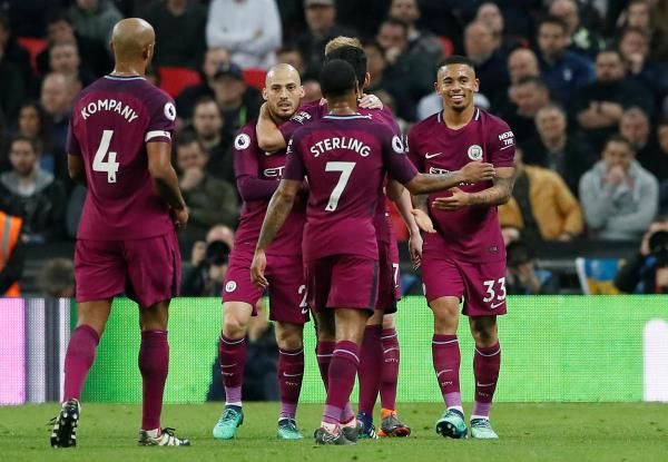 لاعبو مانشستر سيتي