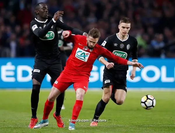 ?i=reuters%2f2018-04-17%2f2018-04-17t194251z_1013436257_rc1a6790ee60_rtrmadp_3_soccer-france-her-cha_reuters
