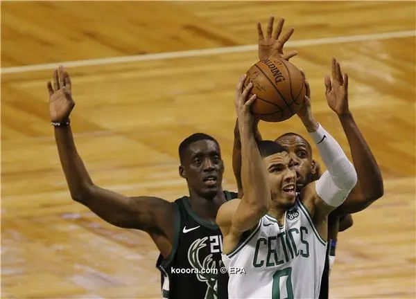 ?i=epa%2fbasketball%2f2018-04%2f2018-04-18-06675976_epa