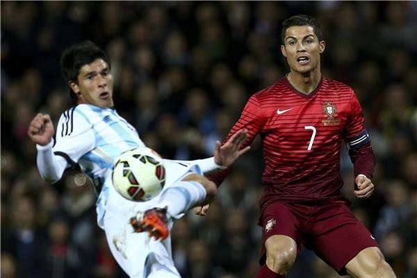 كريستيانو رونالدو في مباراة أمام الأرجنتين