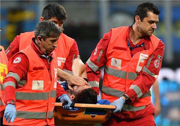 جاليارديني يخرج مصابًا