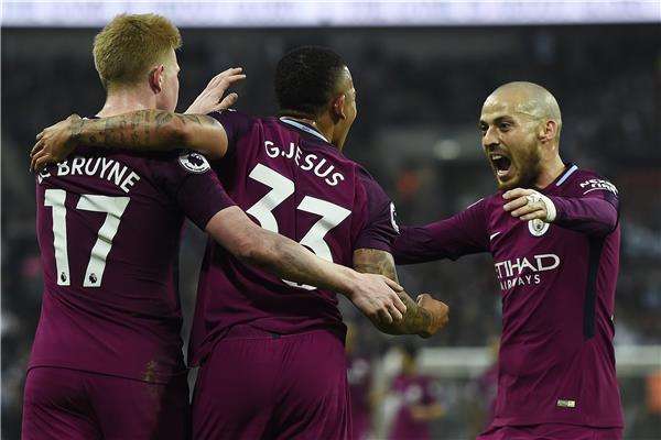 لاعبو مانشستر سيتي