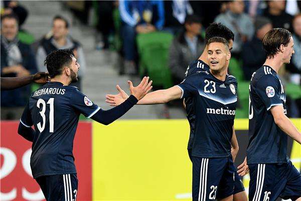 لاعبو ملبورن فيكتوري