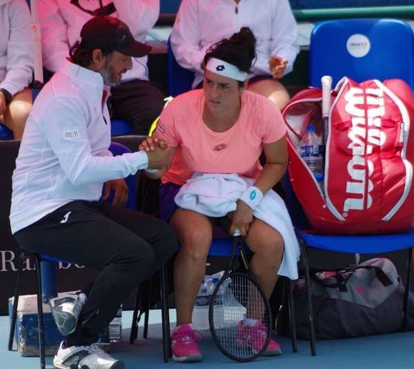 أنس جابر مع بوشلاكة