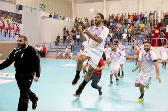 فريق باربار