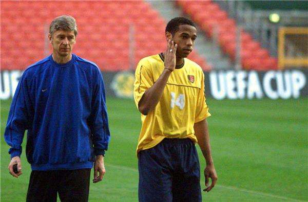 فينجر وهنري