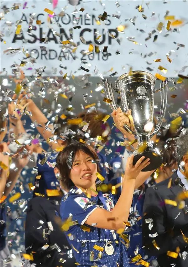 ?i=epa%2fsoccer%2f2018-04%2f2018-04-20%2f2018-04-20-06682324_epa