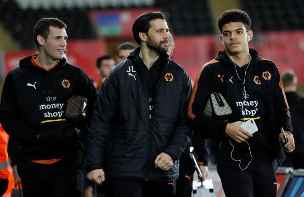 ليو بوناتيني مع وولفر هامبتون