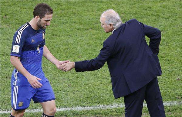 جونزالو هيجواين