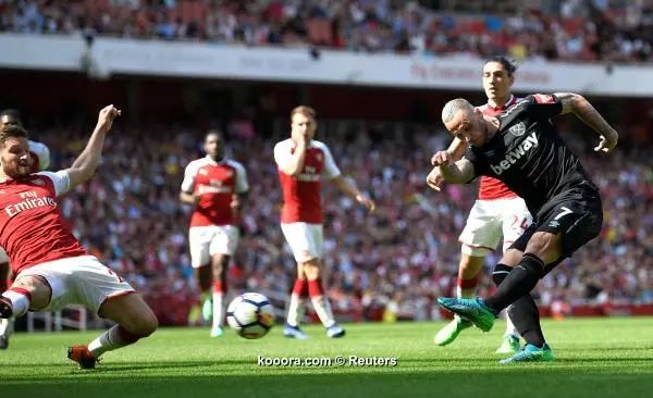 ?i=reuters%2f2018-04-22%2f2018-04-22t135847z_2070969175_rc1171441b50_rtrmadp_3_soccer-england-ars-whu_reuters