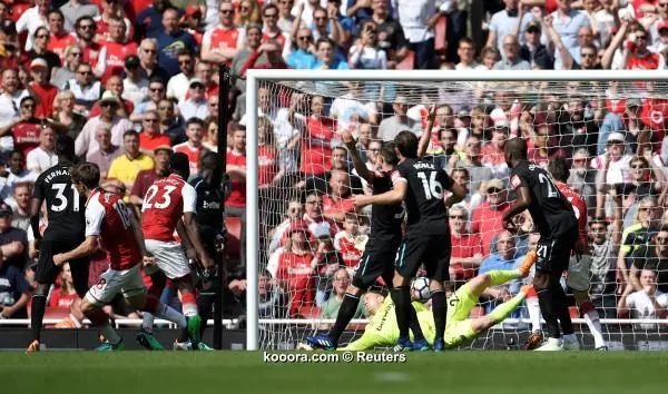 ?i=reuters%2f2018-04-22%2f2018-04-22t134741z_228438634_rc15ad444180_rtrmadp_3_soccer-england-ars-whu_reuters