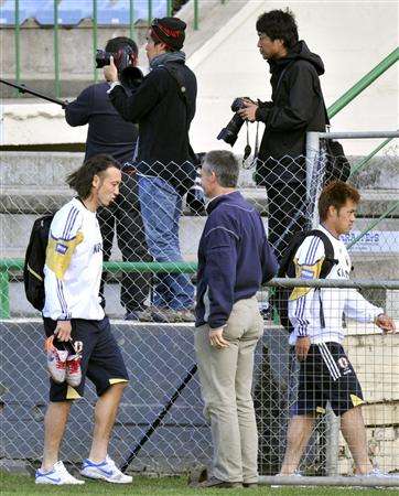 لن يكون الإعلاميين متواجدين داخل معسكر المنتخب الياباني بعد اليوم