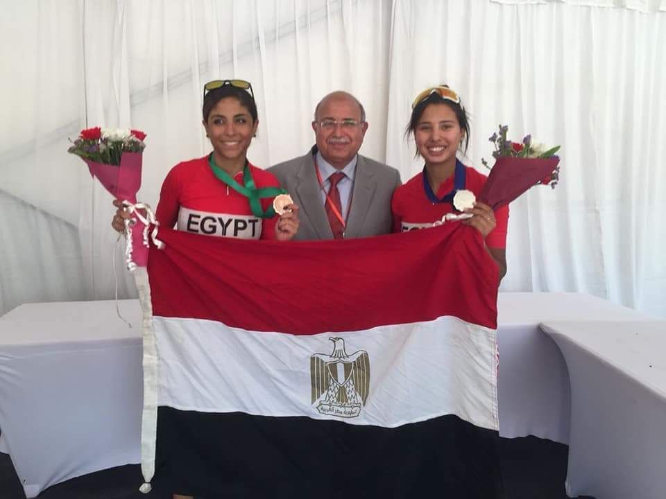 وجيه عزام مع ابتسام زايد ودنيا رشوان 