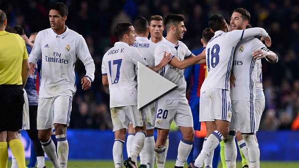 راموس مع لاعبي ريال مدريد