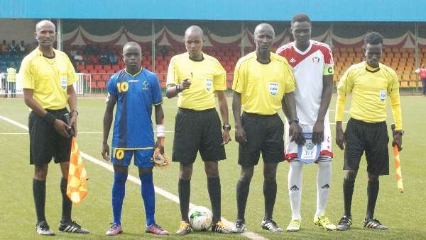 لقطة قبل اللقاء