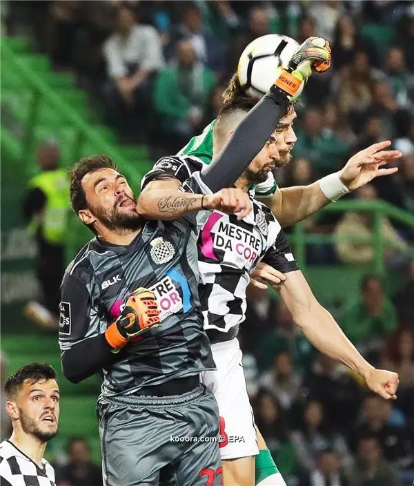 ?i=epa%2fsoccer%2f2018-04%2f2018-04-22%2f2018-04-22-06686179_epa