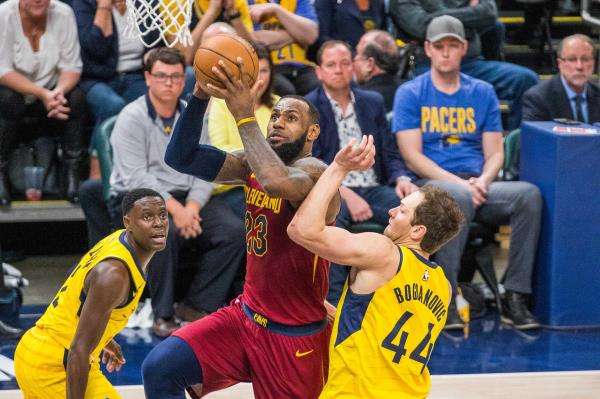 2018-04-23t035938z_806093103_nocid_rtrmadp_3_nba-playoffs-cleveland-cavaliers-at-indiana-pacers_reuters