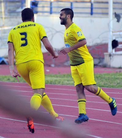 لاعبا العهد