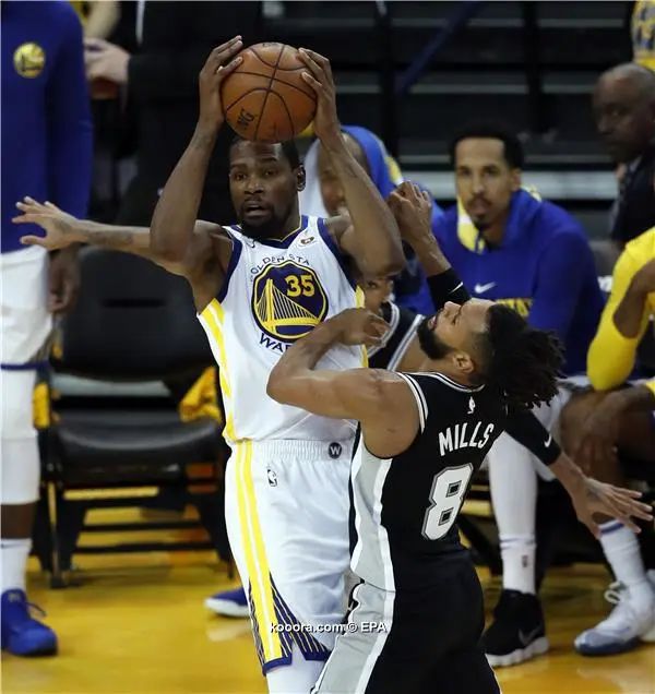 ?i=epa%2fbasketball%2f2018-04%2f2018-04-25-06690703_epa