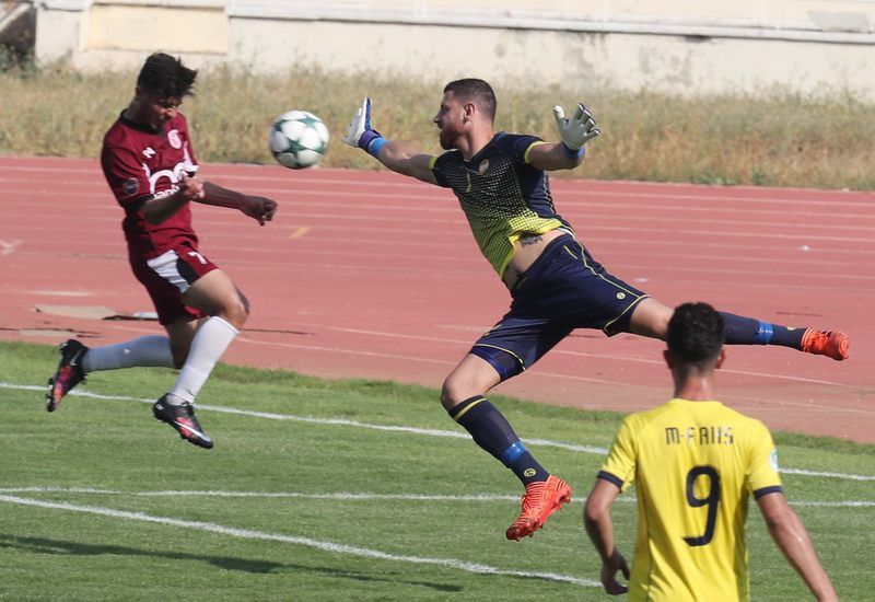 من مبارة العهد والنجمة في الدوري
