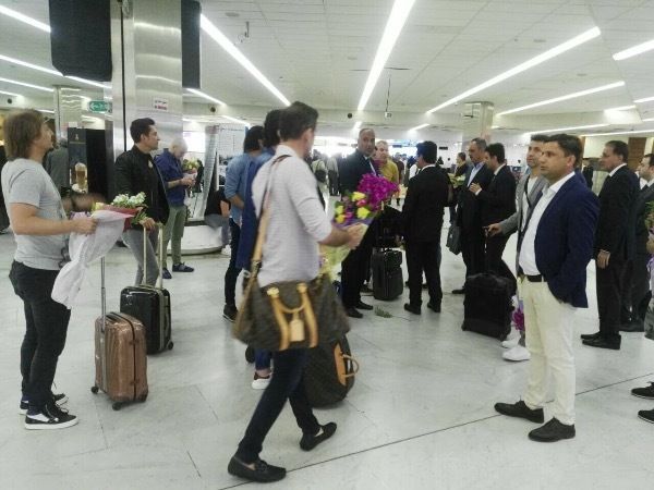 أثناء وصول منتخب تركيا