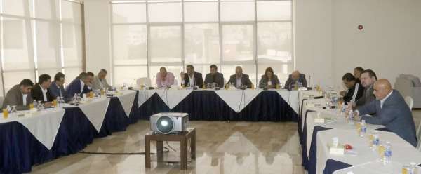 من الاجتماع