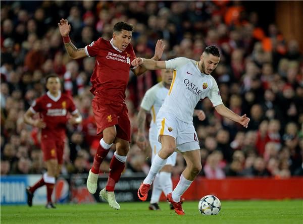 جانب من مباراة الذهاب بين ليفربول وروما