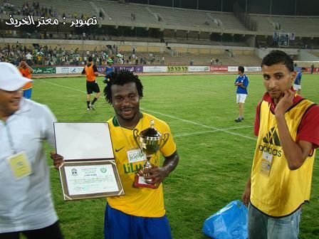 اللاعب المحترف النيجيري . أيفوسا إيجواكين . أفضل لاعب في المباراة 