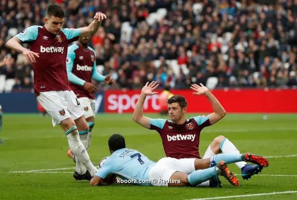 ?i=reuters%2f2018-04-29%2f2018-04-29t143912z_1566553732_rc1bbb7ae530_rtrmadp_3_soccer-england-whu-mci_reuters