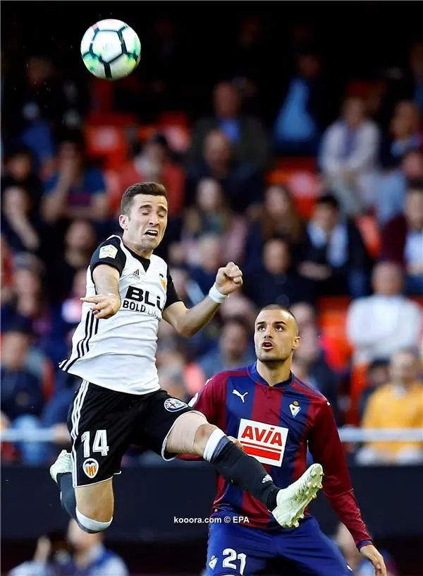 ?i=epa%2fsoccer%2f2018-04%2f2018-04-29%2f2018-04-29-06701522_epa