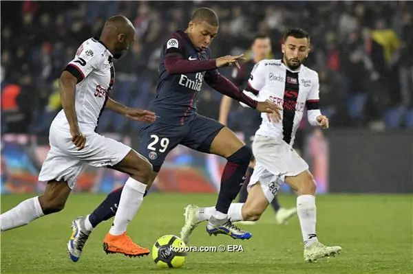 ?i=epa%2fsoccer%2f2018-04%2f2018-04-29%2f2018-04-29-06701745_epa