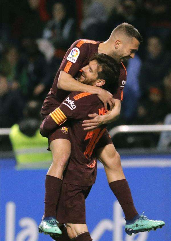  جوردي ألبا مع ميسي