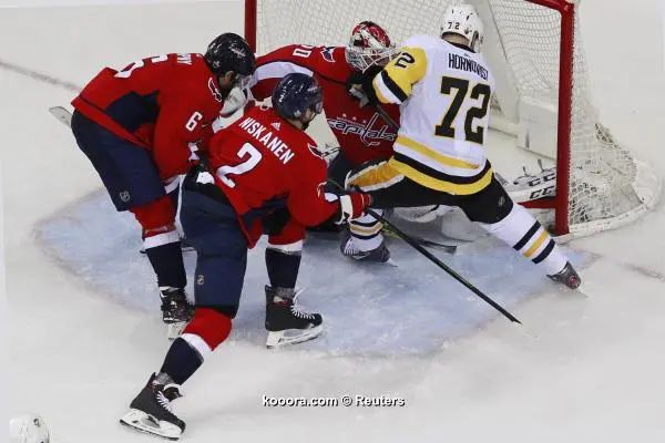 ?i=reuters%2f2018-04-29%2f2018-04-29t231206z_1495139859_nocid_rtrmadp_3_nhl-stanley-cup-playoffs-pittsburgh-penguins-at-washington-capitals_reuters