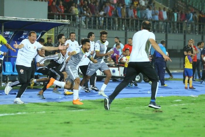 فرحة لاعبي الأسيوطى